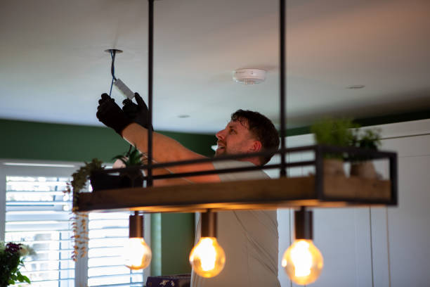 Best Circuit Breaker Repair  in Chanhassen, MN
