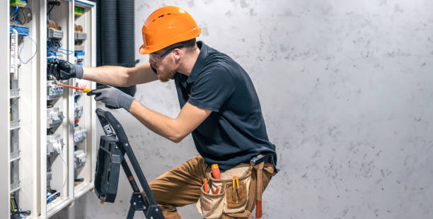 Best Licensed Electrician  in Chanhassen, MN